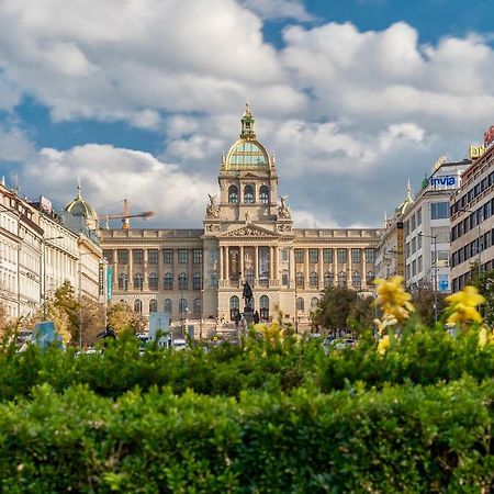 Ines Apartment Прага Екстериор снимка
