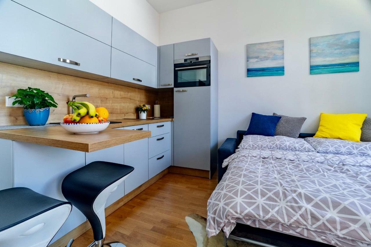 Ines Apartment Прага Екстериор снимка